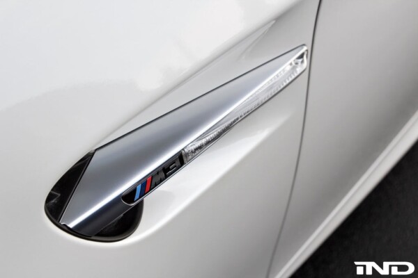 download 2023 05 26T055828.749 600x400 - BMW E9X M3 Replacement Side Grille Emblem Set
