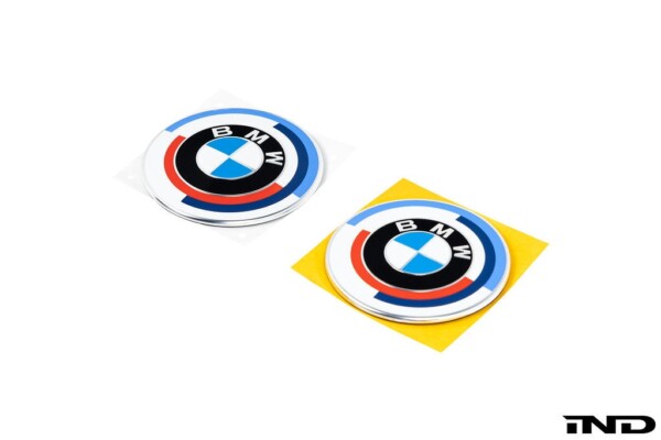 download 2023 05 27T022851.485 600x400 - BMW M 50 Year Anniversary Heritage Roundel Set - F80 M3