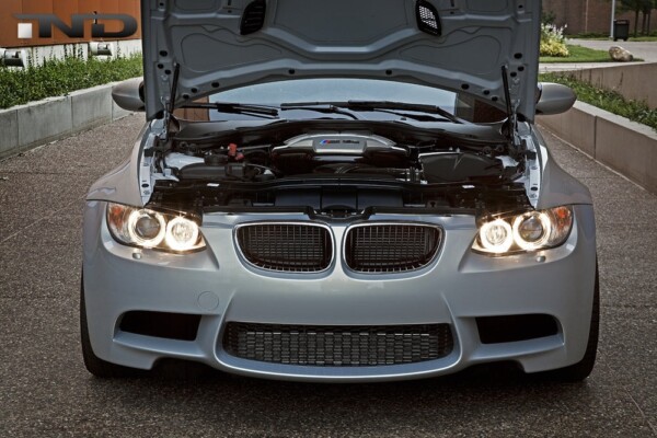 download 69 600x400 - BMW E9X M3 European Front Bumper Panel