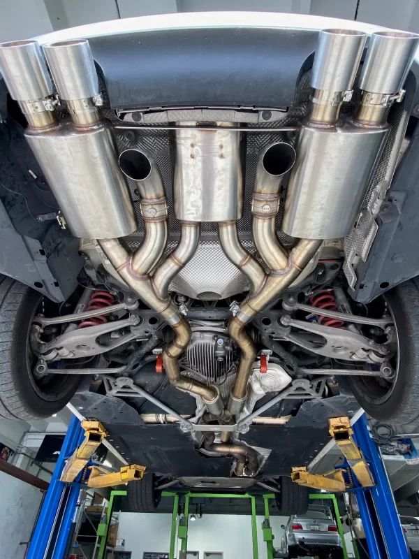 madmax3 1 600x800 - Maad Maxx - F8X BMW M3 & M4 Rear Exhaust Section - 3 Can Valved